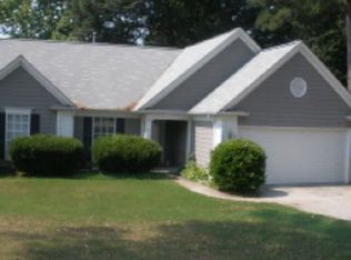 160 Heathrow Dr, Riverdale, GA 30274