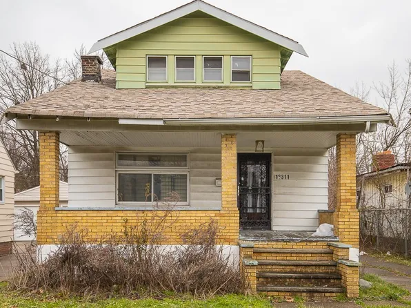 16311 Lotus Dr, Cleveland, OH 44128