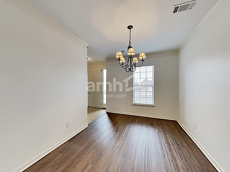 1050 Kentshire Cv — Photo 6