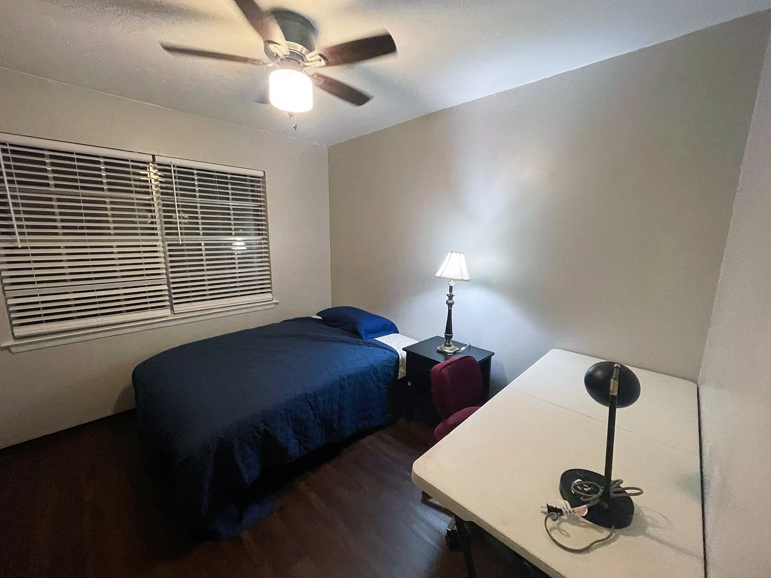 4 bed, 1.5 bath, 1600 sqft, $797 — Photo 3