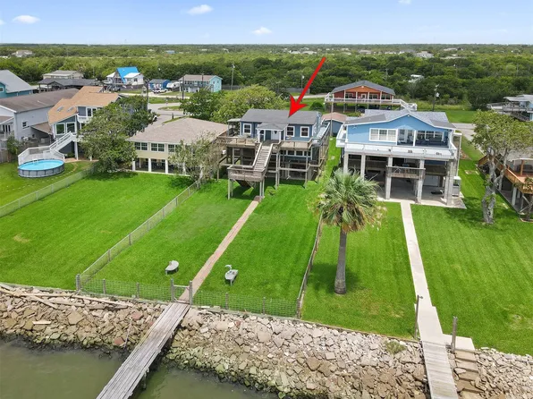 1537 John St, San Leon, TX 77539