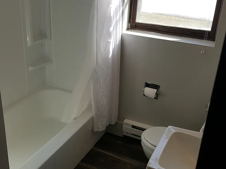 1710 Westridge Ct — Photo 7