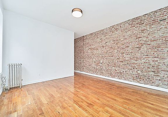 4th image of 147 W 111th St #19