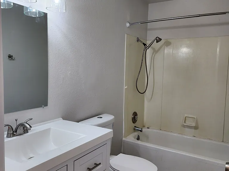 401 E 8th Ave #3 — Photo 8