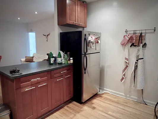 Rented by Albert Attias, LREB | media 5