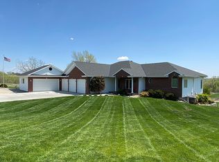 22999 McPherson Ave, Council Bluffs, IA 51503