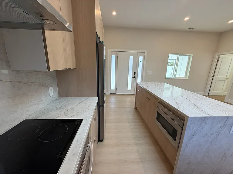 Loma Vista Ct — Photo 3