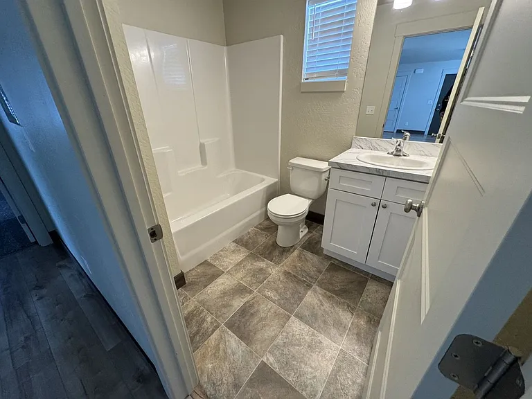 120 Jewel Basin Ct — Photo 11