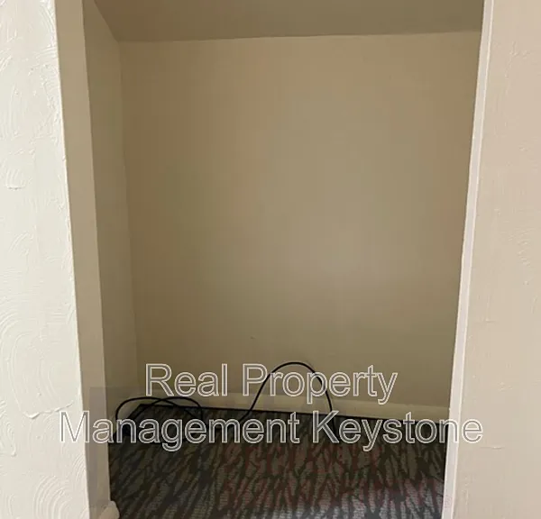 307 Greenlee Rd — Photo 18