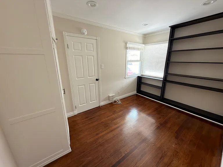 5105 Sepulveda Blvd — Photo 13