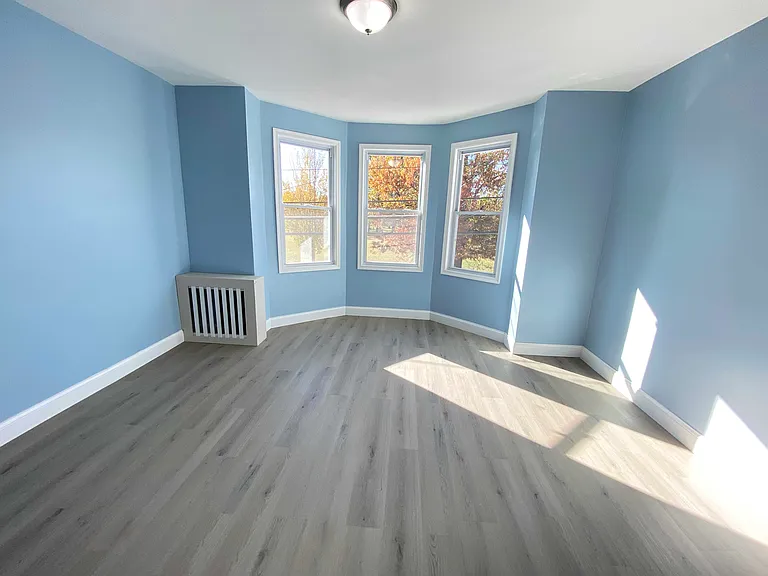 4055 N 9th St — Photo 15