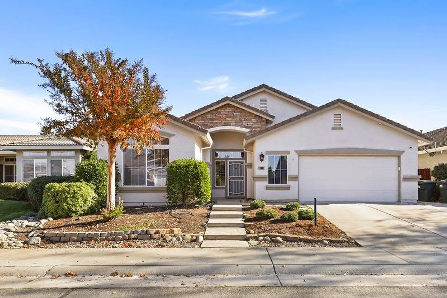 8041 Quaker Ridge Way photo 1