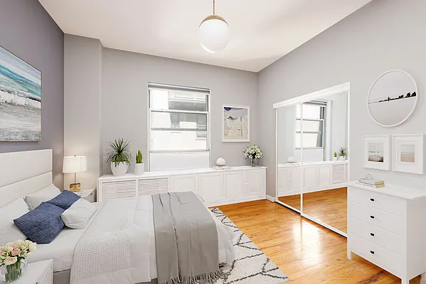 Sold by Nest Seekers International | media 7