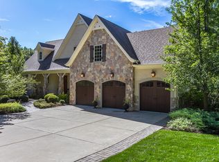 1690 Geneva Club Dr, Lake Geneva, WI 53147