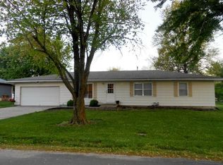316 E Locust St, Drexel, MO 64742