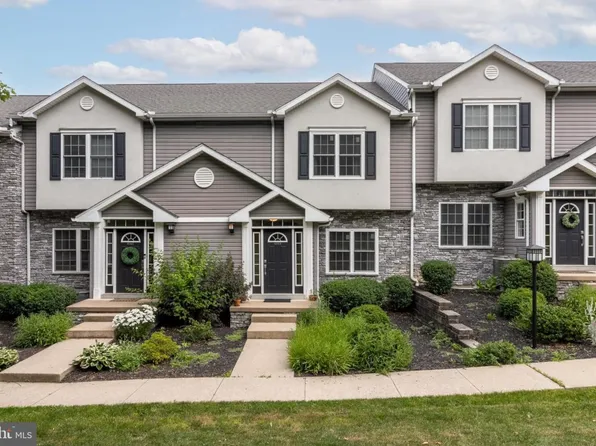 670D Oakwood Ave, State College, PA 16803