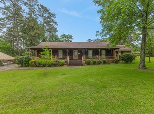108 Pinecrest St, Collins, MS 39428
