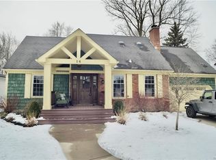 14 Shady Grove Dr, East Amherst, NY 14051