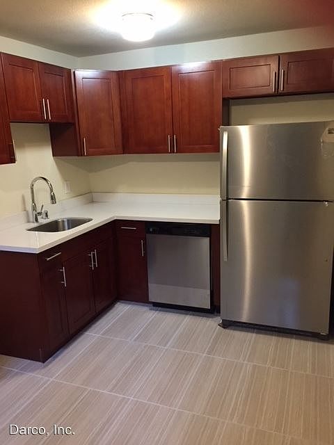 1st image of 526 Belmont Ave E APT 201