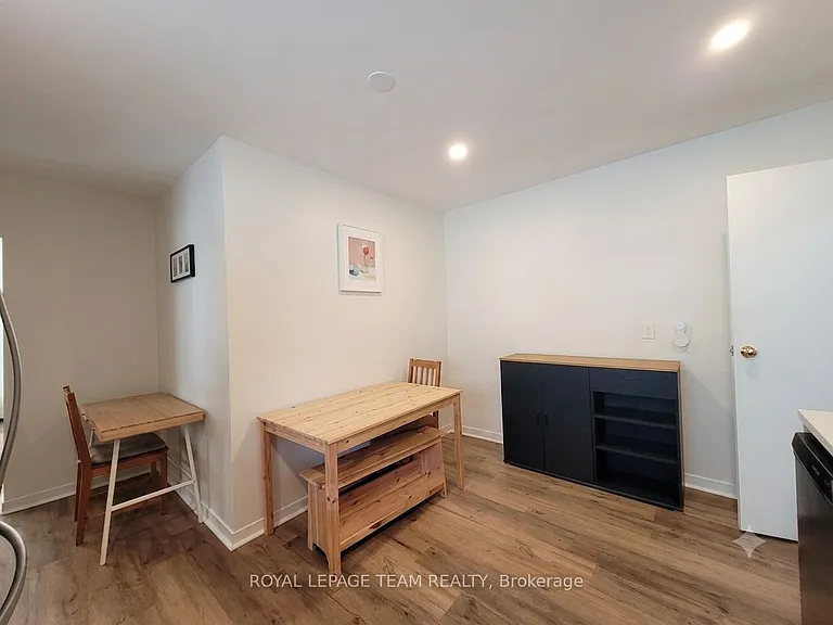 14 Poplar St #1 — Photo 15