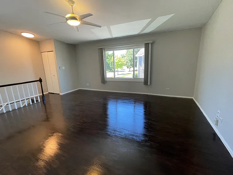 495 Harrison Ct — Photo 4