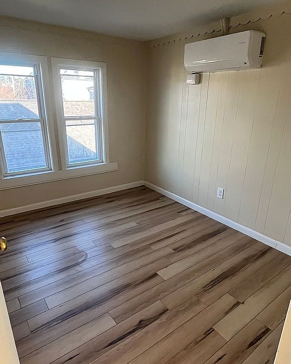 7880 Lancaster St, Providence, RI 02906 Zillow