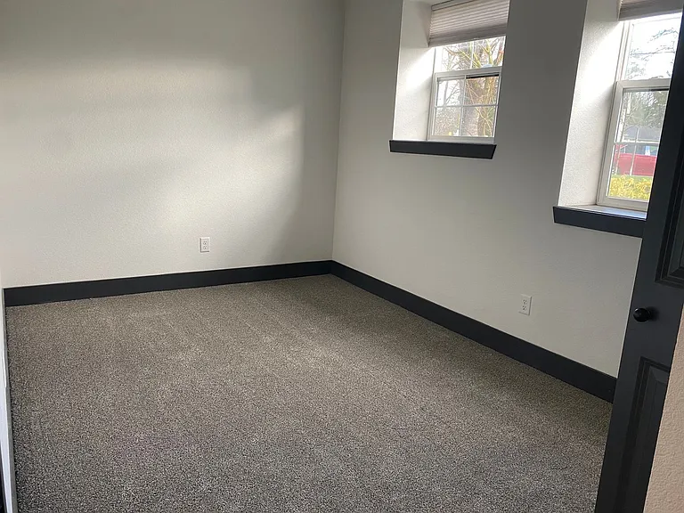 Harding School- Wynooski — Photo 19