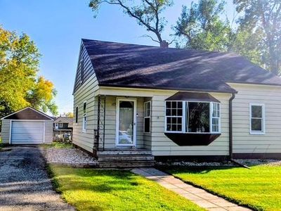 113 Iowa Ave, Hoffman, MN, 56339