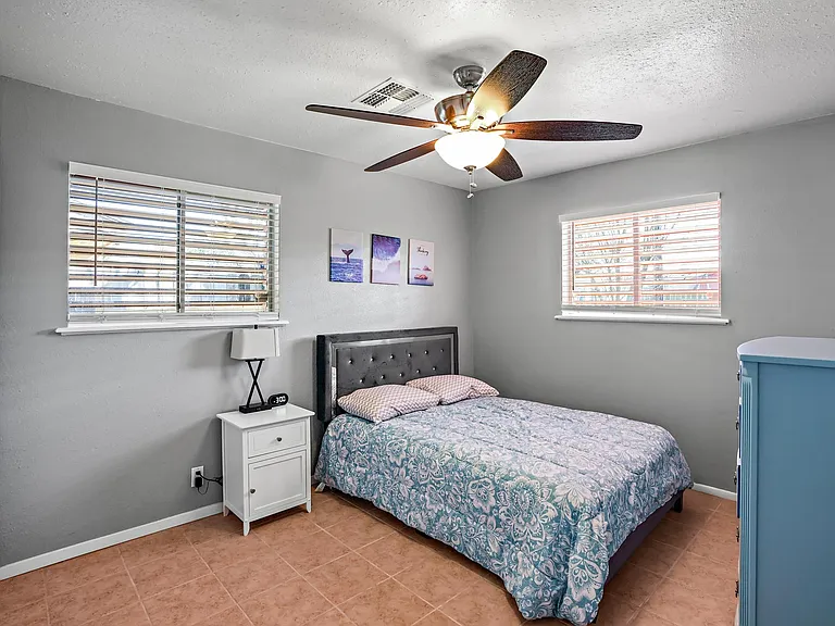 6137 Birchwood Dr — Photo 10