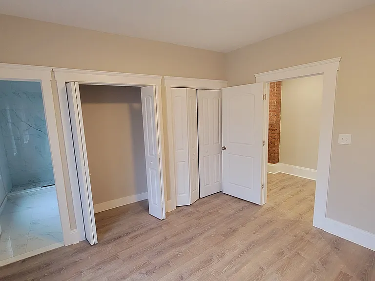 5015 Detroit Ave #1 — Photo 9