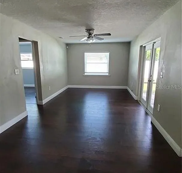 2267 Coventry Dr — Photo 7