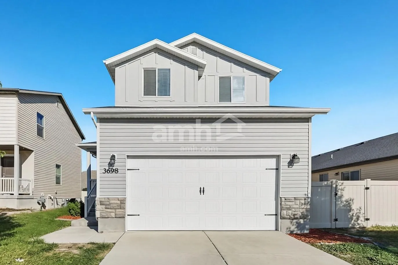 4 bed, 3.5 bath, 2405 sqft, $2,625 — Photo 1