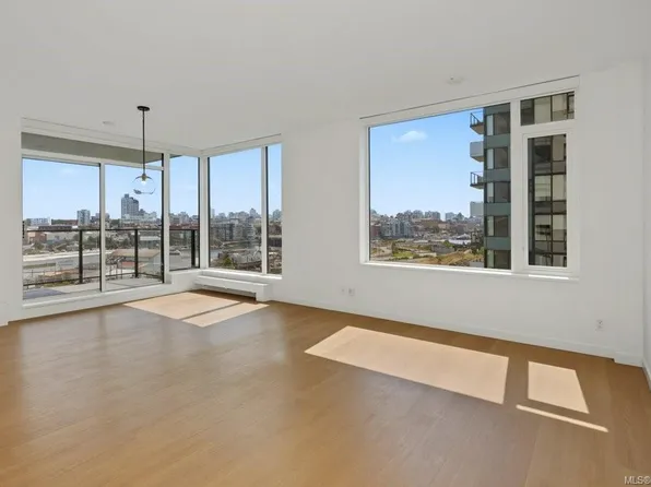 363 Tyee Rd #609, Victoria, BC V9A 0B5