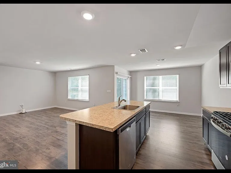 71 Currant Cir — Photo 12