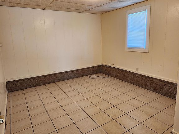 3rd image of 6 Smith St #6