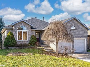 63 River Ridge Rd, Barrie, ON L4N 7E8