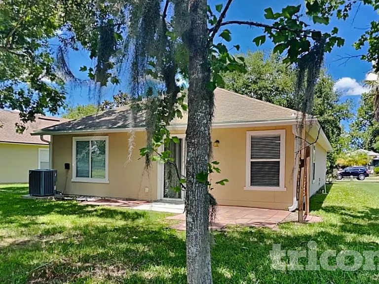 137 Brays Island Ln — Photo 17