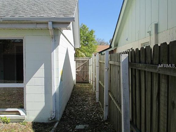 4th image of 3635 Edenwood Dr