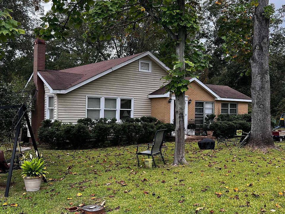 2012 S 1st Ave, AL 36863 MLS 20152500 Zillow