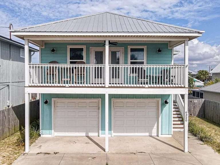 6320 Beach Dr — Photo 1