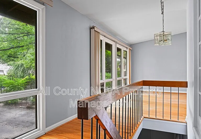 8108 Timber Valley Ct — Photo 17