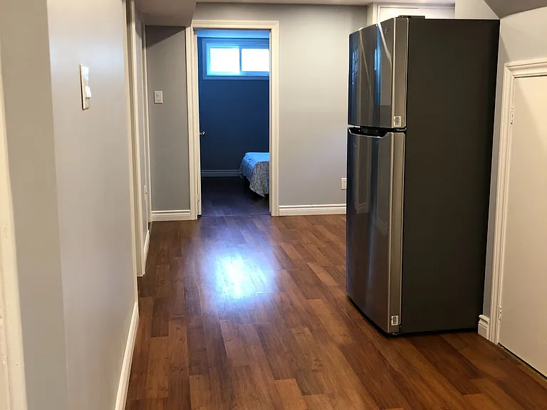 1161 Shadeland Dr #LOWER — Photo 5