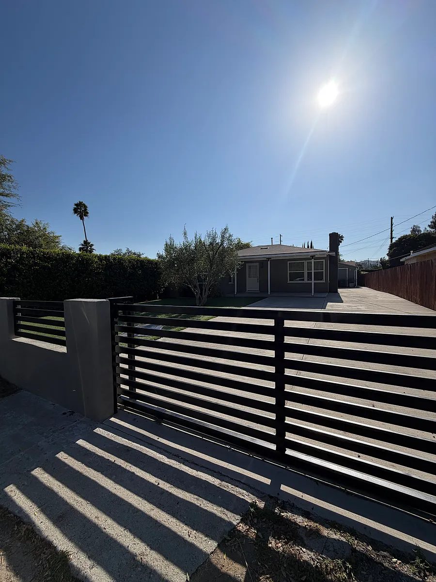 Building Photo - 2269 El Sol Ave
