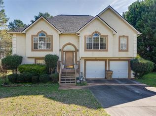 3273 N North Ct, Ellenwood, GA