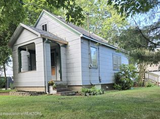 6724 Cooper Rd, Lansing, MI 48911