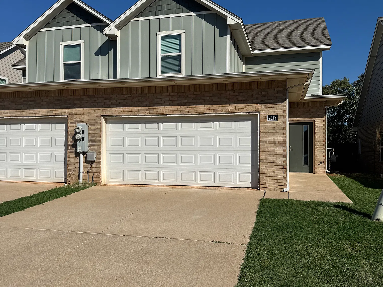 2117 Camino Del Plaza Ln — Photo 2