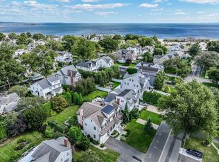 521 Penfield Rd, Fairfield, CT 06824