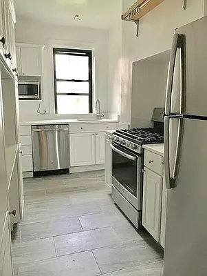 Rented by Brown Harris Stevens | media 6