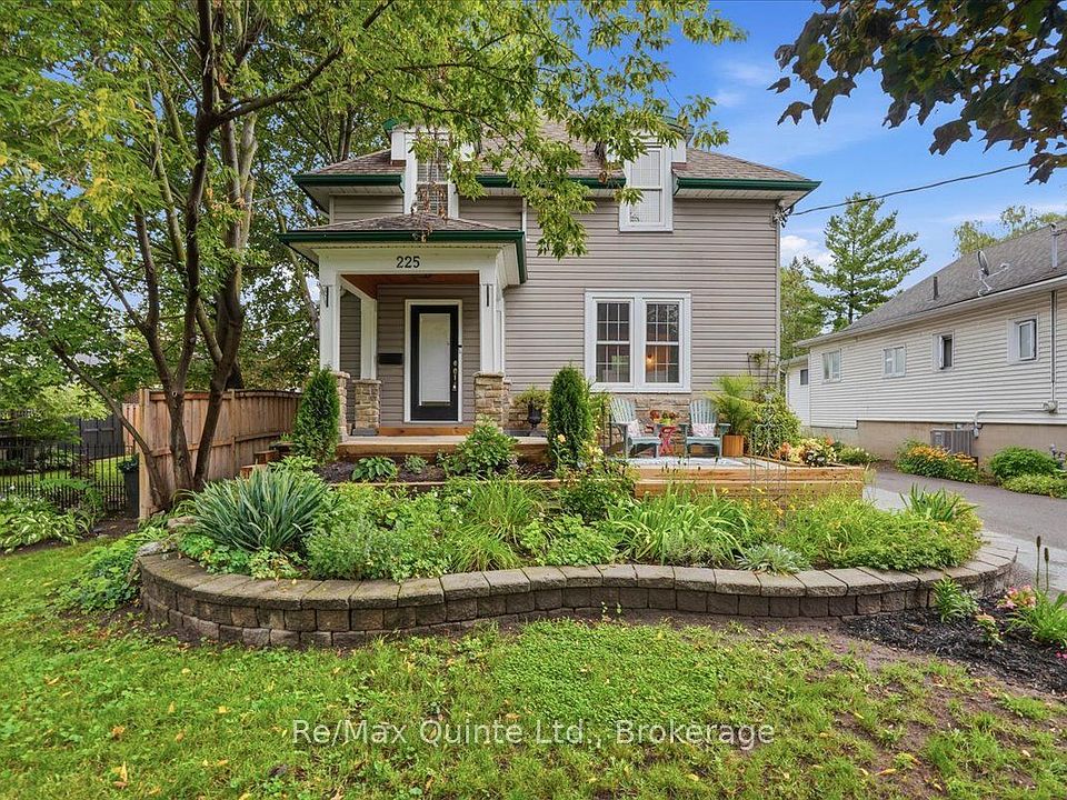 1st image of 225 Bleecker Ave