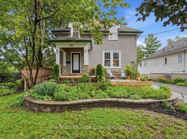 225 Bleecker Ave, Belleville, ON K8N 3T9